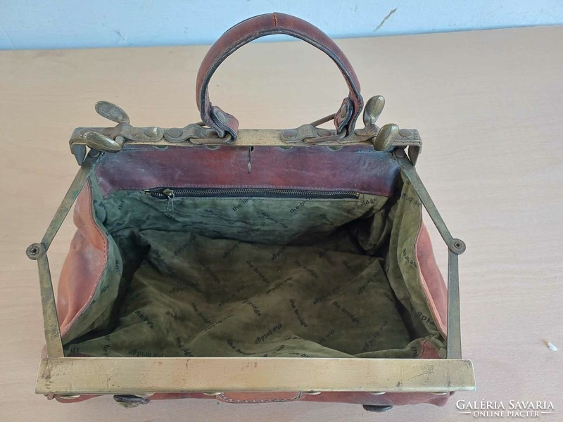 Antique medical bag - the bridge