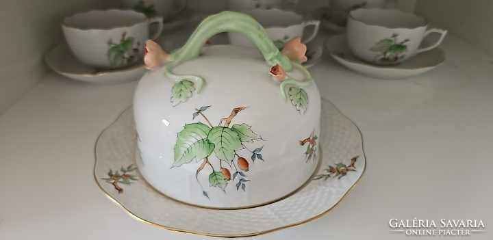 Herend rosehip tea set, with butter holder and small vase