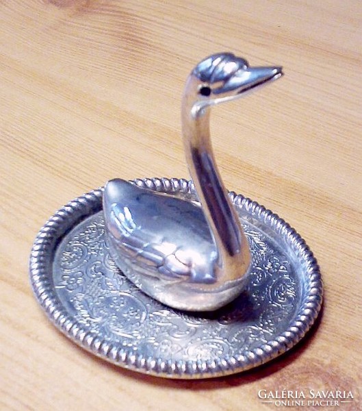 Art deco ring holder. With a silver-plated swan statue