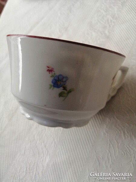 Zsolnay elf-eared tea cup