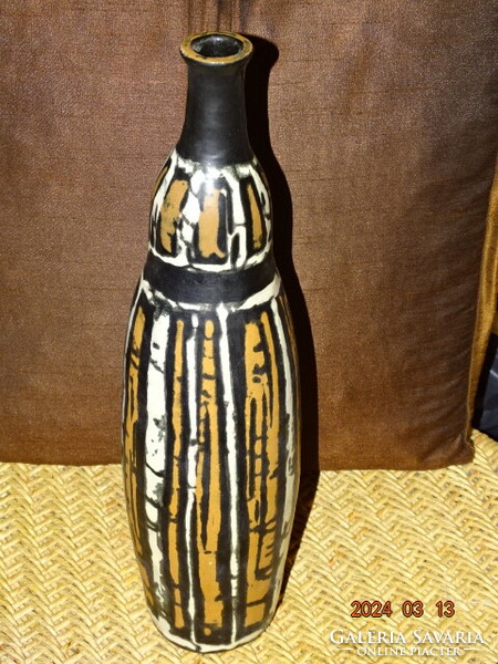 Lívia Gorka ( Verőce 1925-Díszel 2011 ): large retro ceramic woman's vase is rare !!!
