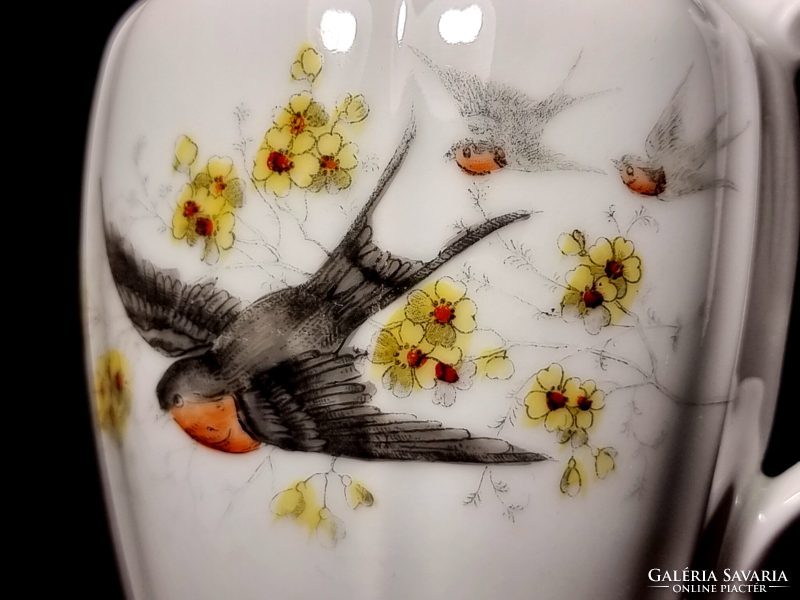 *Porcelain spout/swallow-flower sticker decoration, without marking, xx..Szd. First half.