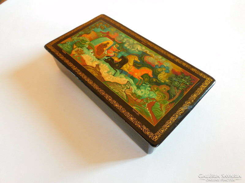 Russian vintage mistera hand painted lacquer box