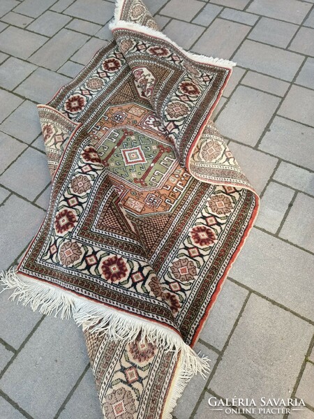 Antik kaukázusi mintás nomád szőnyeg. Alkudható.