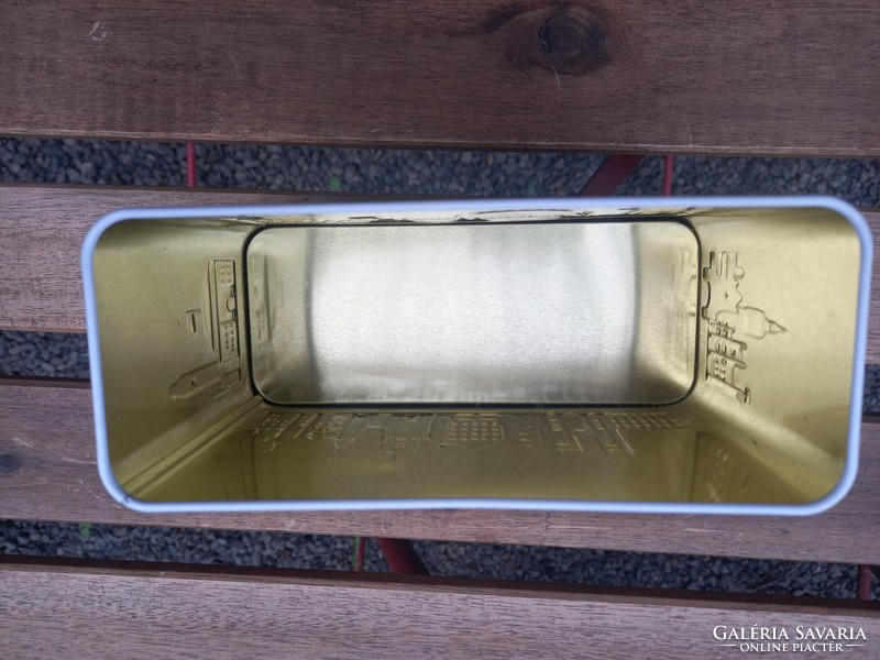 Metal tea/tea box, embossed tin box 