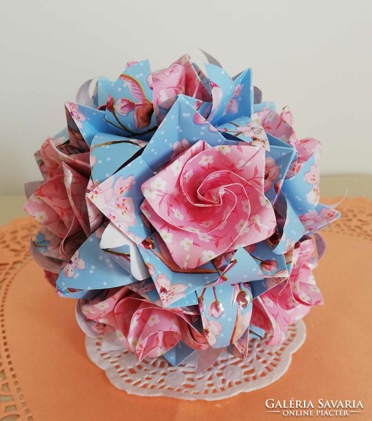 Origami folding kusudama shape and roses