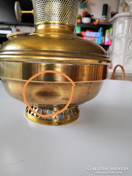 'Aladdin' model' kerosene lamp