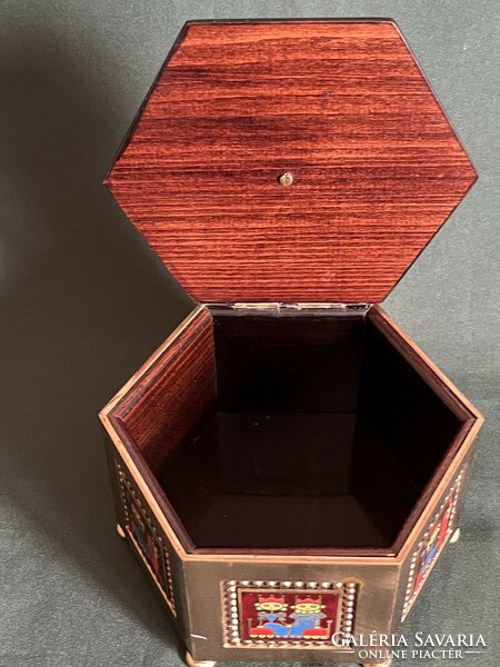 Horváth kinga gift box with fire enamel decoration (f0006)