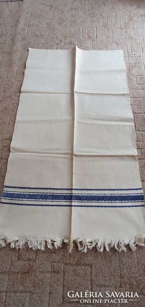 3 old linen towels