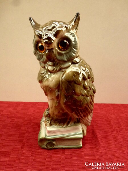 Ceramic owl figure. You can also make a lamp out of it. (V3)