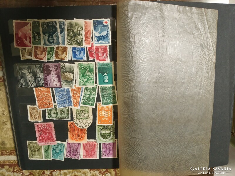 Stamp collection, mixed foreign and Hungarian stamps