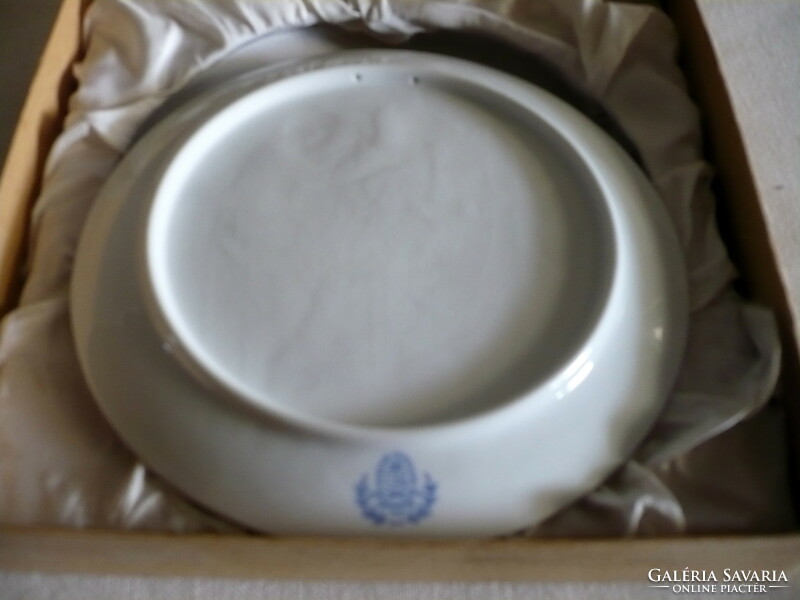 Herend porcelain 150-year anniversary plate, in gift box