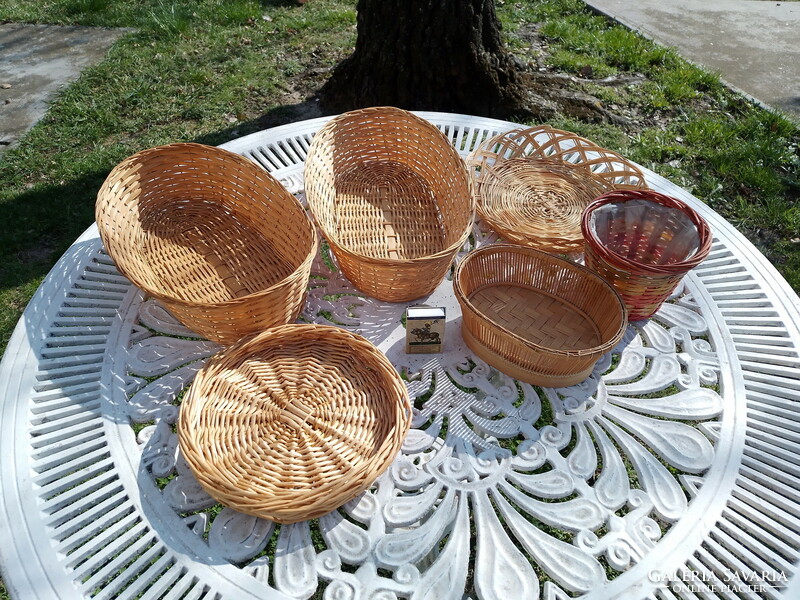 Basket, decorative basket, flower stand