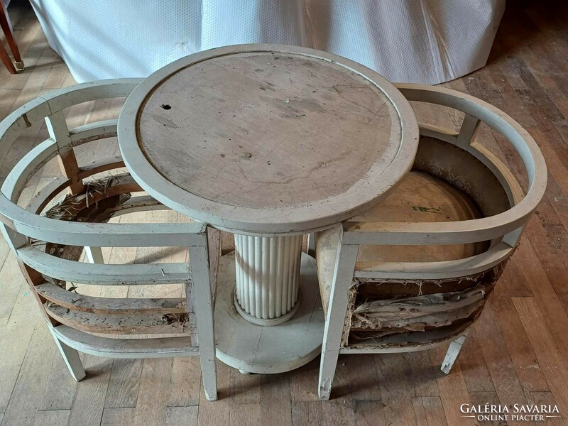 Art Nouveau sofa set with table