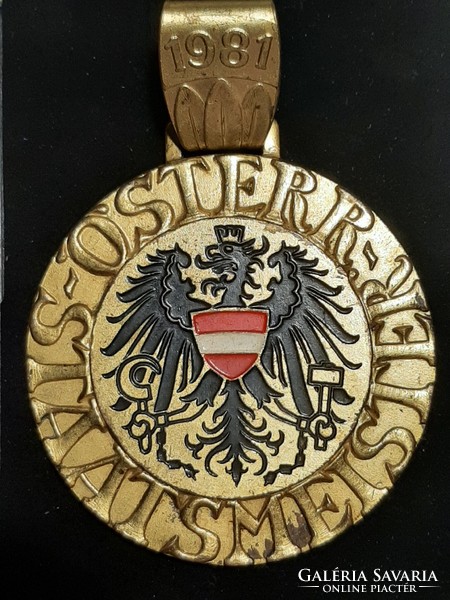 Ausztria 2. Köztársaság aranyozott  sport Fődíj érem díszdobozában 1981