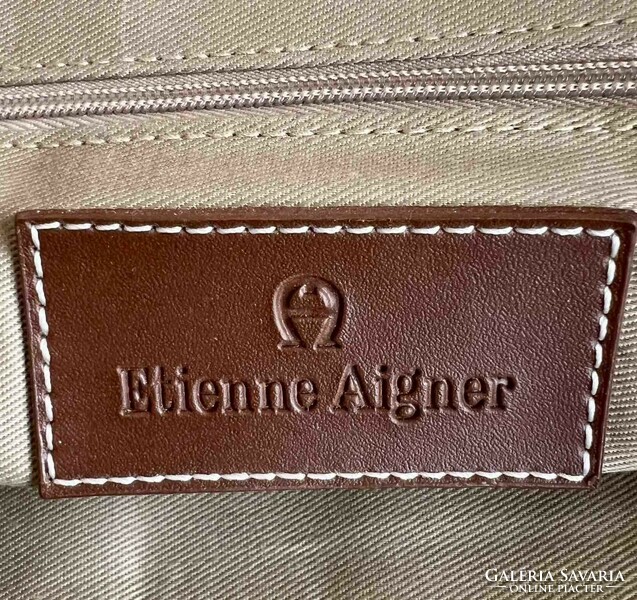 Oliva zöld és barna újszerű elegáns parkolós Etienne Aigner női táska