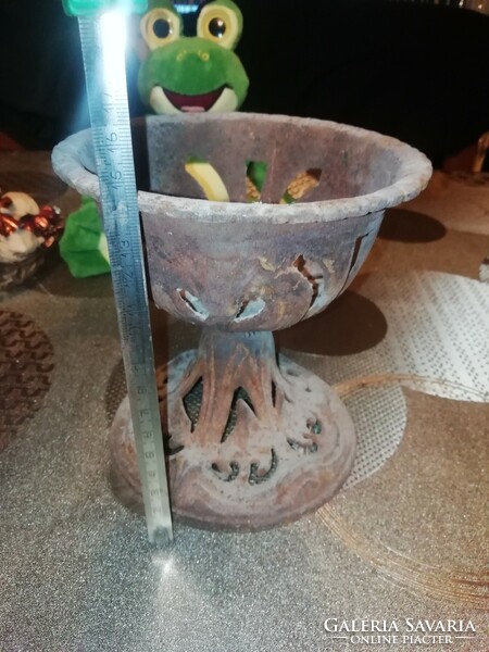 From the collection, a kerosene cup, base 18