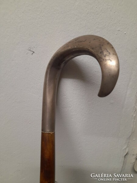 Walking stick with old silver handle, handle, monogram, walking stick, stick. 87 Cm.