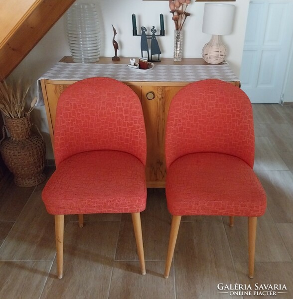 2 retro chairs in good condition!