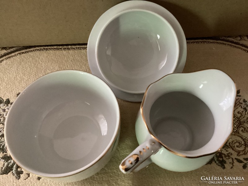 Surviving pieces of the Ó Herend porcelain coffee set, cups, milk pourer, sugar holder