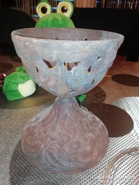 From the collection, a kerosene cup, base 13