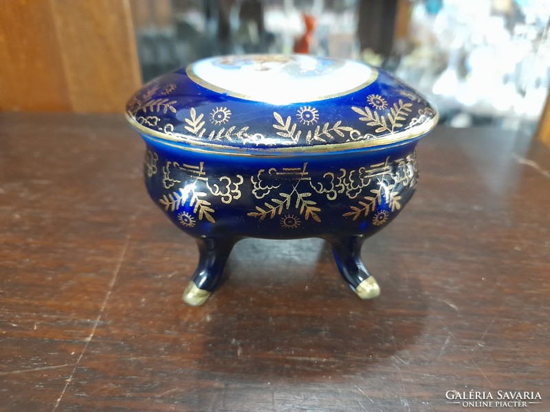 Alt wien cobalt blue, hand-painted, porcelain box with gilded legs, bonbonier.