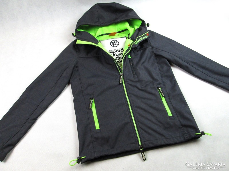 EREDETI SUPERDRY (S) FÉRFI SÖTÉTSZÜRKE SOFTSHELL DZSEKI / KABÁT