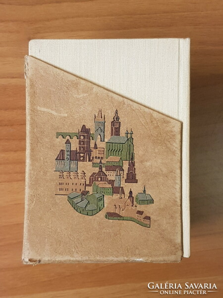 A modern cseh líra kincsesháza - 9 db könyv, dobozban