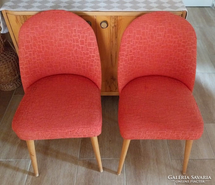 2 retro chairs in good condition!