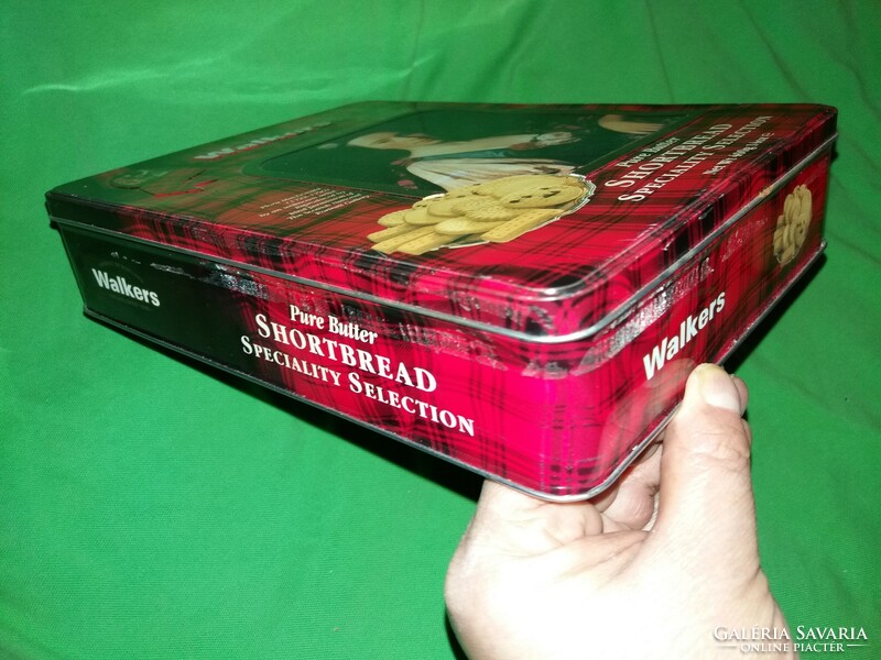 Hibátlan állapotú Walkers angol vajas keksz fém lemez dísz doboza 19 x 24 x 5 cm a képek szerint