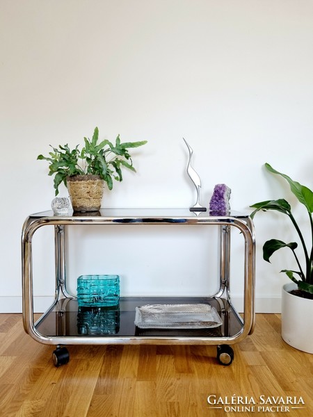 Mid-century rolling table, shelf