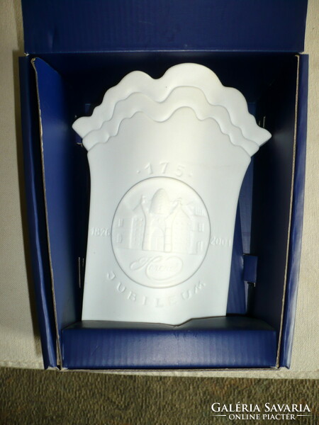 Herend porcelain 175-year anniversary biscuit porcelain vase, in a decorative box