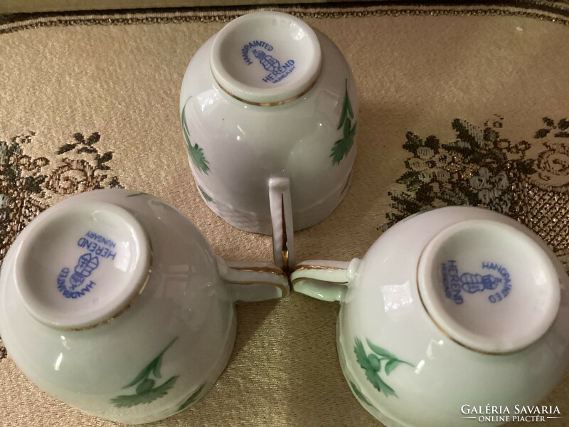 Surviving pieces of the Ó Herend porcelain coffee set, cups, milk pourer, sugar holder