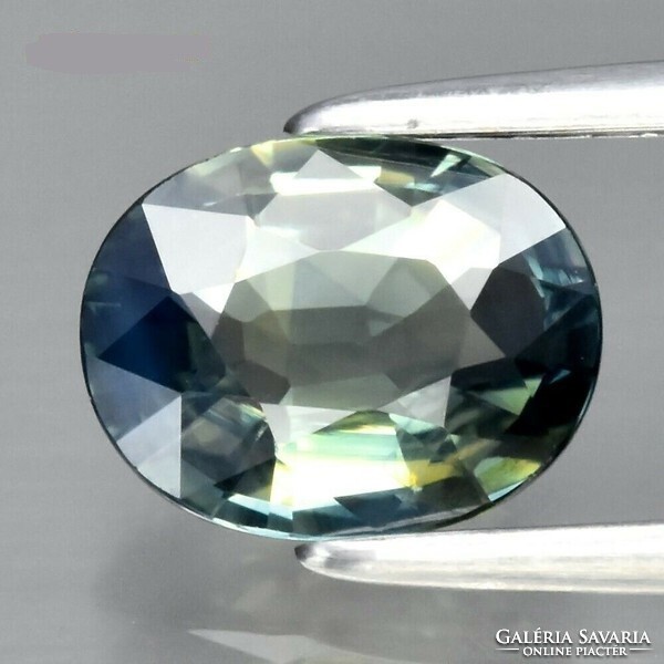 Queen of Sapphires from Australia! Prod. Bluish green sapphire gemstone 1.13ct (vvs)!! Only heat treated!!