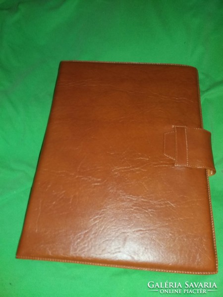 Old leather file organizer in wonderful condition, holding folder, file 31 x 21.5 cm according to the pictures