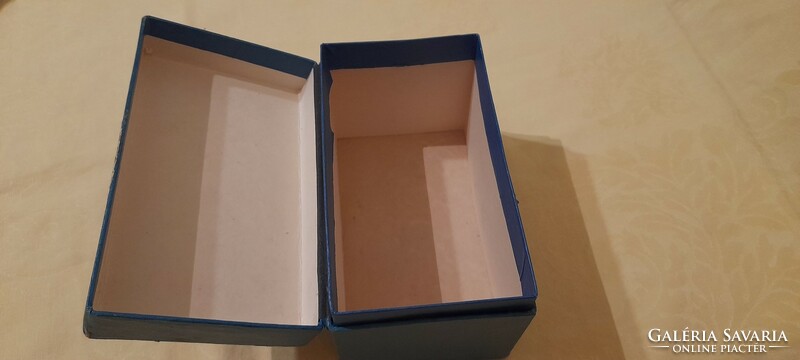 Smena 8 empty boxes