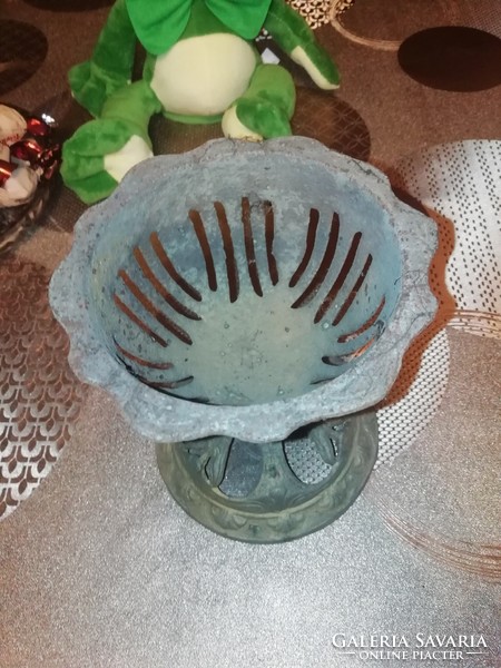 From the collection, a kerosene cup, base 17