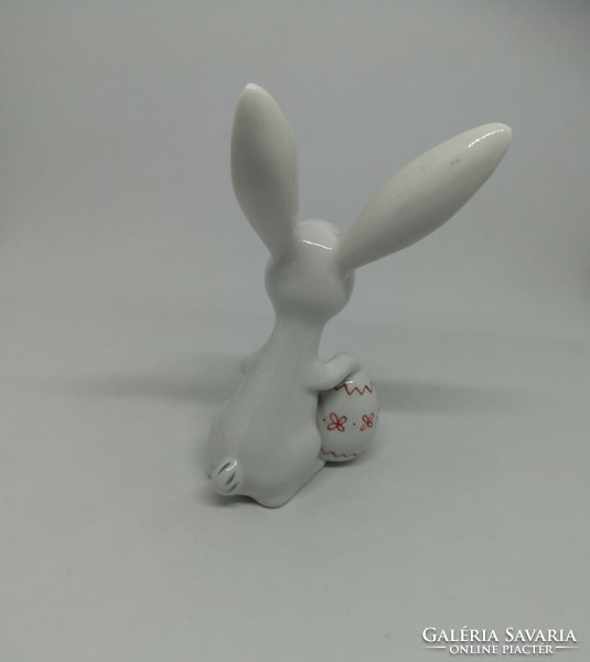 Aquicum porcelain rabbit with eggs!