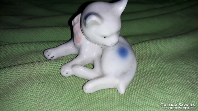 Old Grafenthal washbowl bow tiny porcelain kitten cat figurine 7 x 5 cm as shown in the pictures