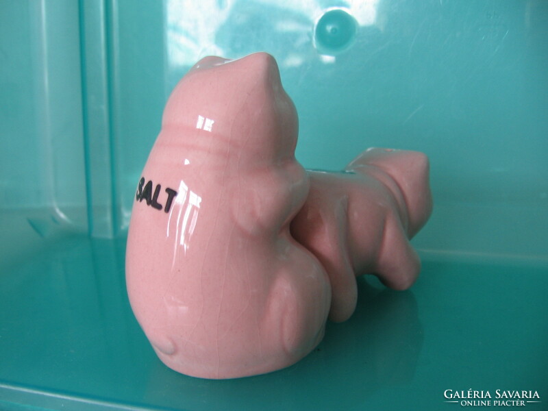 Pink pig pair of salt and pepper shakers, table spice holder