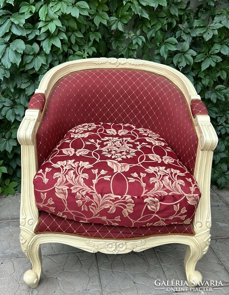 Vintage shabby armchair solo/pair