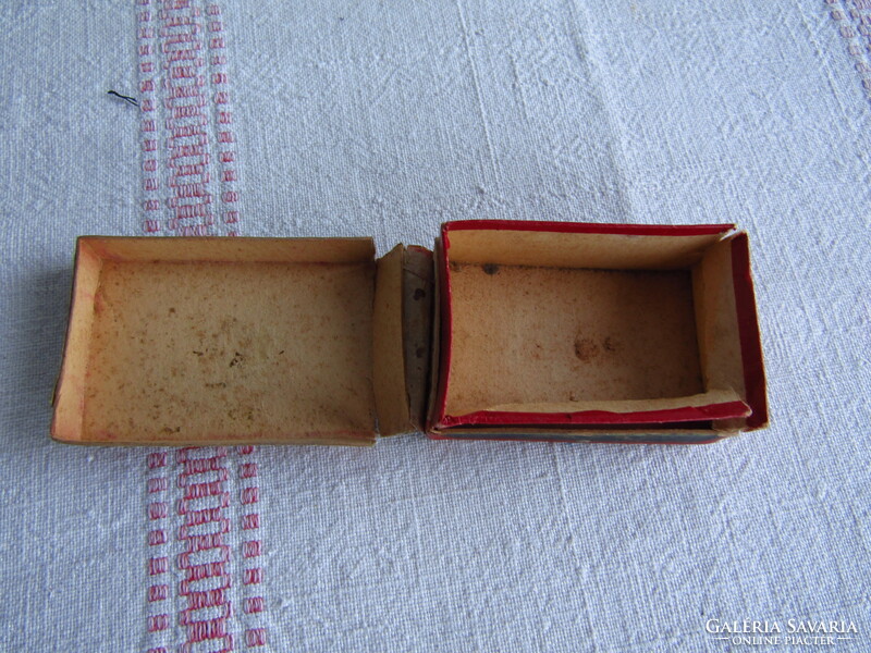 Antik "Évszázad toll" papír doboz, 1930-as évek, 2,4 x 5,5 x 4,4 cm.