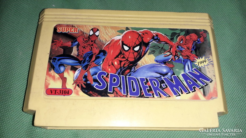 Retro yellow cassette nintendo video game -spiderman. In good condition according to the pictures 10.