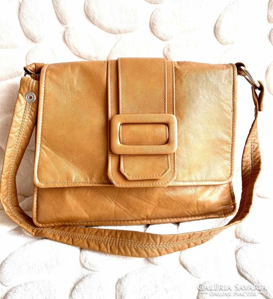 Sporty and elegant retro mustard light brown faux buckle versatile women's leather bag