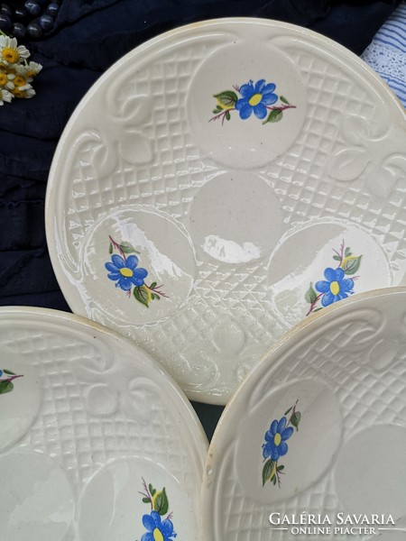 Zik konakovo Russian faience cake plates