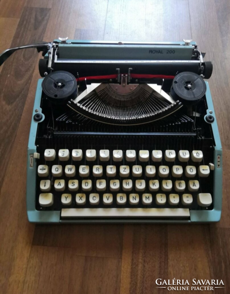 (Discount) perfect quality 1973 royal 200 typewriter for sale