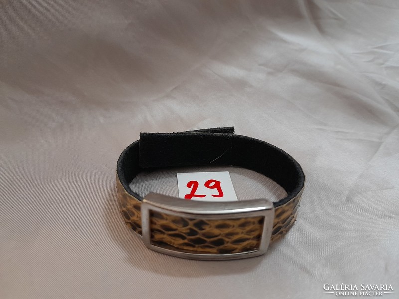 Bracelet with snakeskin pattern