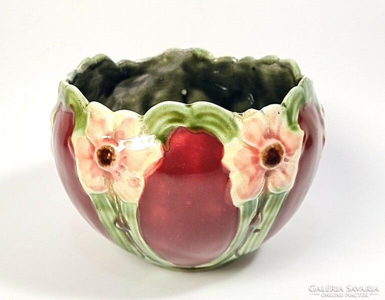 Beautiful Art Nouveau majolica vase