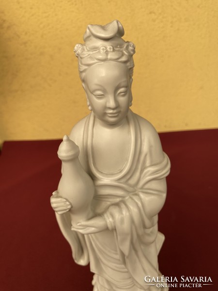 Chinese girl figure from Herend