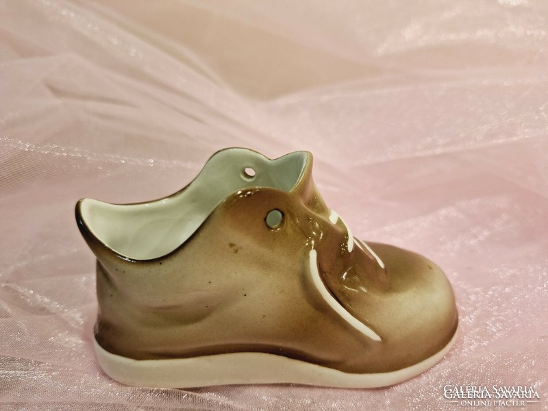Aquincumi porcelán cipő
